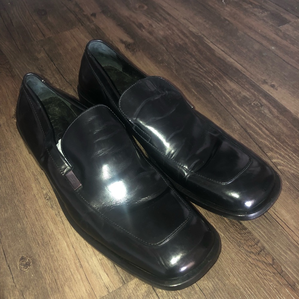 Men’s Gucci loafers